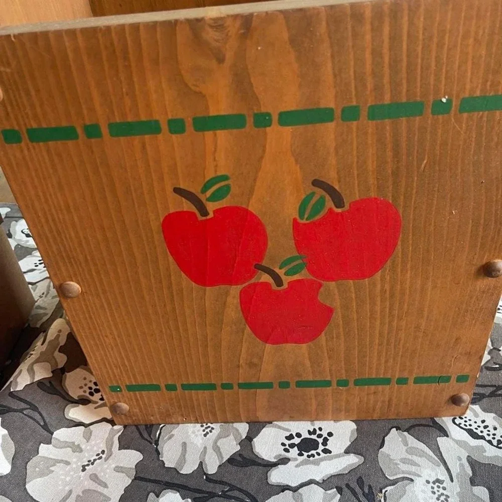Vintage Wooden Apple Caddy Heart Cutout Handles Farmhouse Rustic Storage Box